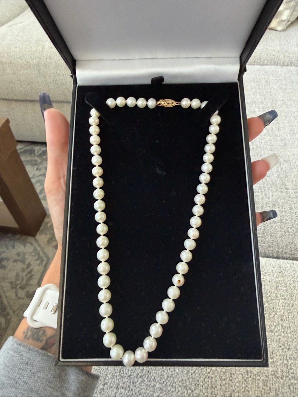 Timeless White Pearl Necklace with Gold Clasp